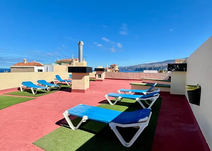 Sea&pool Apartment *