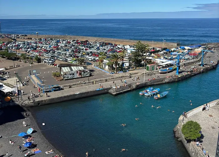 Sea&pool Apartment *