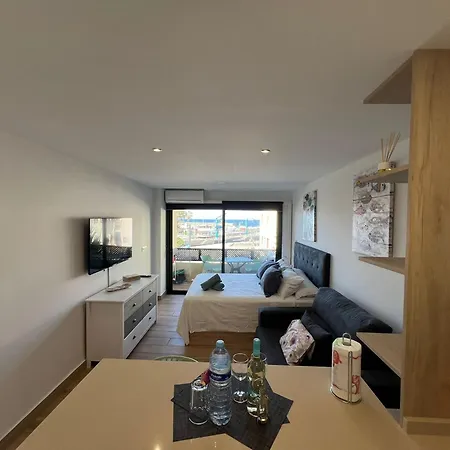 Apartment Sea&pool *